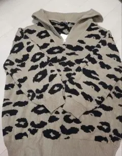 新品未使用タグ付きハーフジップヒョウ柄ニット