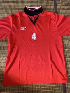 UMBRO 赤 シャツ Lサイズ 4番