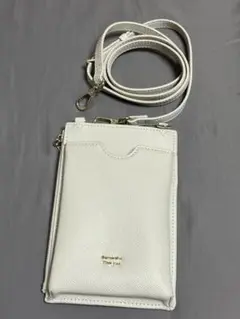 Samantha Thavasa スマホショルダーバッグ オフホワイト