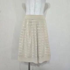 カールパークレーン【７】膝丈フレアスカート　ボーダー　ベージュ系　薄手　日本製