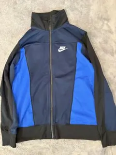 NIKE 服