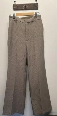 千鳥格子柄 ベージュ ワイドパンツ