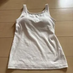 GU ブラ付きタンクトップ　アイボリー　白　Mサイズ
