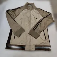 トラックジャケット