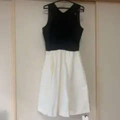 新品 balcony and Bed M黒×白ワンピースのサムネイル