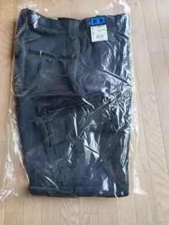 寅壱　カーゴパンツ　3920-219新品未使用のサムネイル