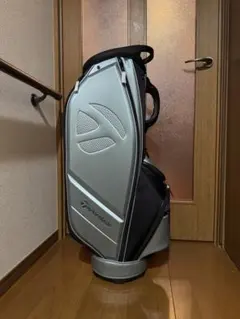 最新TaylorMade キャディバッグ　アウディコラボのサムネイル