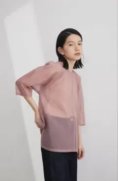 【美品】シアールーズブラウス　ふんわり袖STYLEMIXER ピスタチオ　カーキのサムネイル
