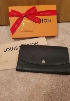 LOUIS VUITTON マヒナ長財布