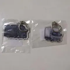 【非売品】三菱ふそうトラック アクリルキーホルダー 2個セット