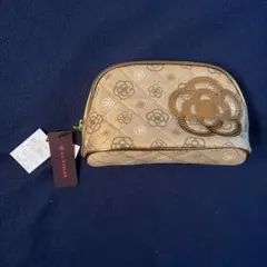 美品】COACH コーチ クローバー ポーチ シグネチャー - メルカリ