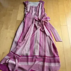Bou Jeloud ノースリーブワンピース ピンク系のサムネイル