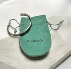 yossan様】Tiffany&Co. ナロー カフ バングル 925 - メルカリ
