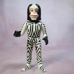 ウルトラ怪獣シリーズ　ダダ　1994　ソフビ