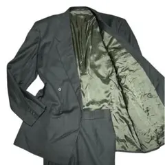 2026年最新】ジャンニヴェルサーチ スーツの人気アイテム - メルカリ