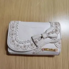 LIZLISA 三つ折り財布 リボン 花柄刺繍