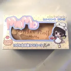 y*。様 momo モモ ロールケーキ スクイーズ