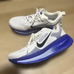 NIKE ナイキ VOMERO PLUS ボメロプラス 26センチ - メルカリ