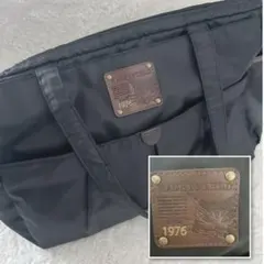 Item thumbnail for item d4f55ded-18d6-43ec-a6b7-b269b6f8dcec