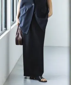 新品。noble　コンフォートジャージーライクタイトスカート　36