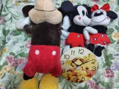 ミッキーマウス ミニーマウス ぬいぐるみ と時計のセット