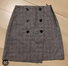 GU チェックスカート
