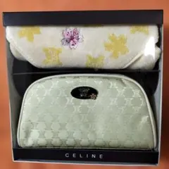 CELINE 　 ロゴポーチとタオルハンカチのセット