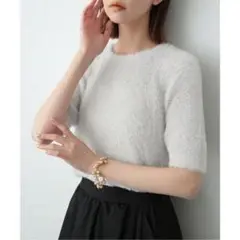 ☆新品未使用☆【SLOBE IENA】ハーフスリーブフェザープルオーバー