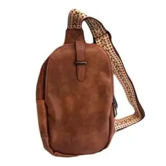 レザー調 ボディバッグ ワンショルダー ブラウン　軽量　旅行　アウトドア