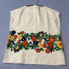 BEARDSLEY リネン花刺繍トップス ホワイトのサムネイル