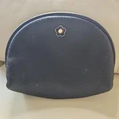 黒 レザー ドーム型ポーチ　マリークワント