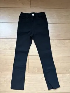 97 AIMABLE 黒いスキニーパンツ 120