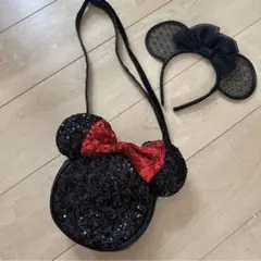 ディズニーリゾート　スパンコール　ショルダーバッグ レース　カチューシャ