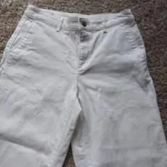 無印良品ホワイト ストレートデニム パンツ