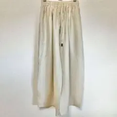 完売品 ETRETOKYO ウエストギャザーバルーンカットパンツ ホワイト