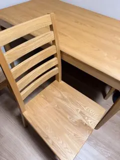 大塚家具　ダイニングチェアのサムネイル