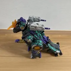 恐竜ロボット 可動式 ミサイル装備 - メルカリ