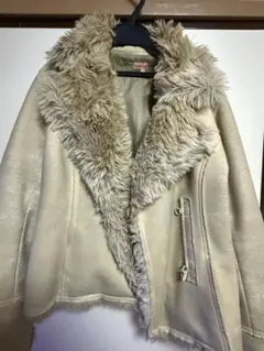値下げ可能！ フェイクムートン ショートジャケット ベージュ