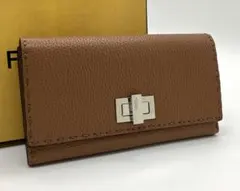 ⭐️ 美品 フェンデ ピーカブー レザー 二つ折り 長財布 ブラウン 鑑定済