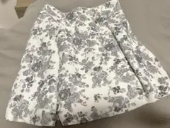 LOWRYS FARM 花柄ミニスカート