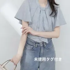 【未使用タグ付】natural couture ゴールドバー付きボウタイブラウス