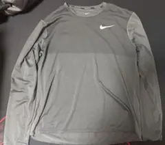 Nike XL ロンT