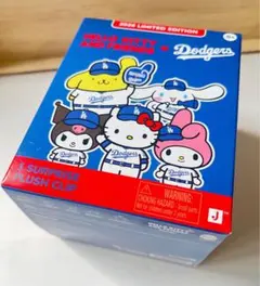 非売品】ドジャース サンリオ ハローキティ ミステリーボックス 8/12