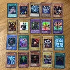 希少カードあり　遊戯王OCG トレーディングカード まとめ売り 20枚セットのサムネイル