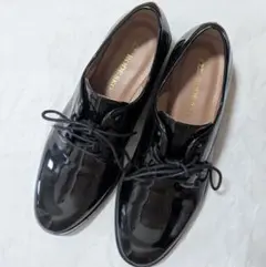 23.5cm〜24.0cm　光沢ブラック レースアップシューズ 中ヒール