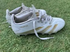 adidas プレデター　21センチ