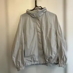 UNIQLOフード付きグレージャケット