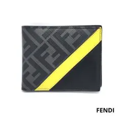 FENDI 二つ折り財布 ズッカ柄 バイカラー - メルカリ