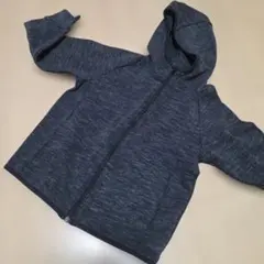 ユニクロ　スウエット　パーカー　140センチ