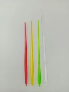 HGUC等各種キット付属 1/144 ビームサーベル 4色 丸軸 4本 04